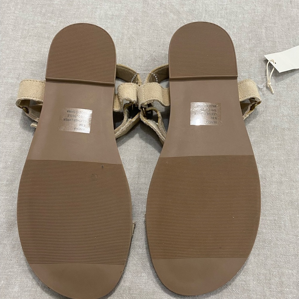 Joie, Women's Leather Flat Sandals,Crisscross Straps and Buckle,Size 9.5 Tan - Picture 6 of 9